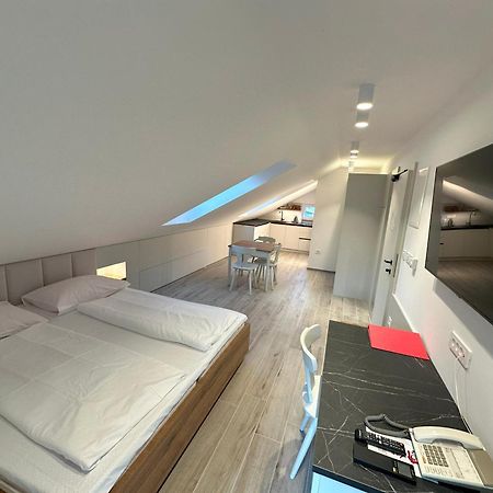 Zigon Bed & Breakfast Logatec Εξωτερικό φωτογραφία
