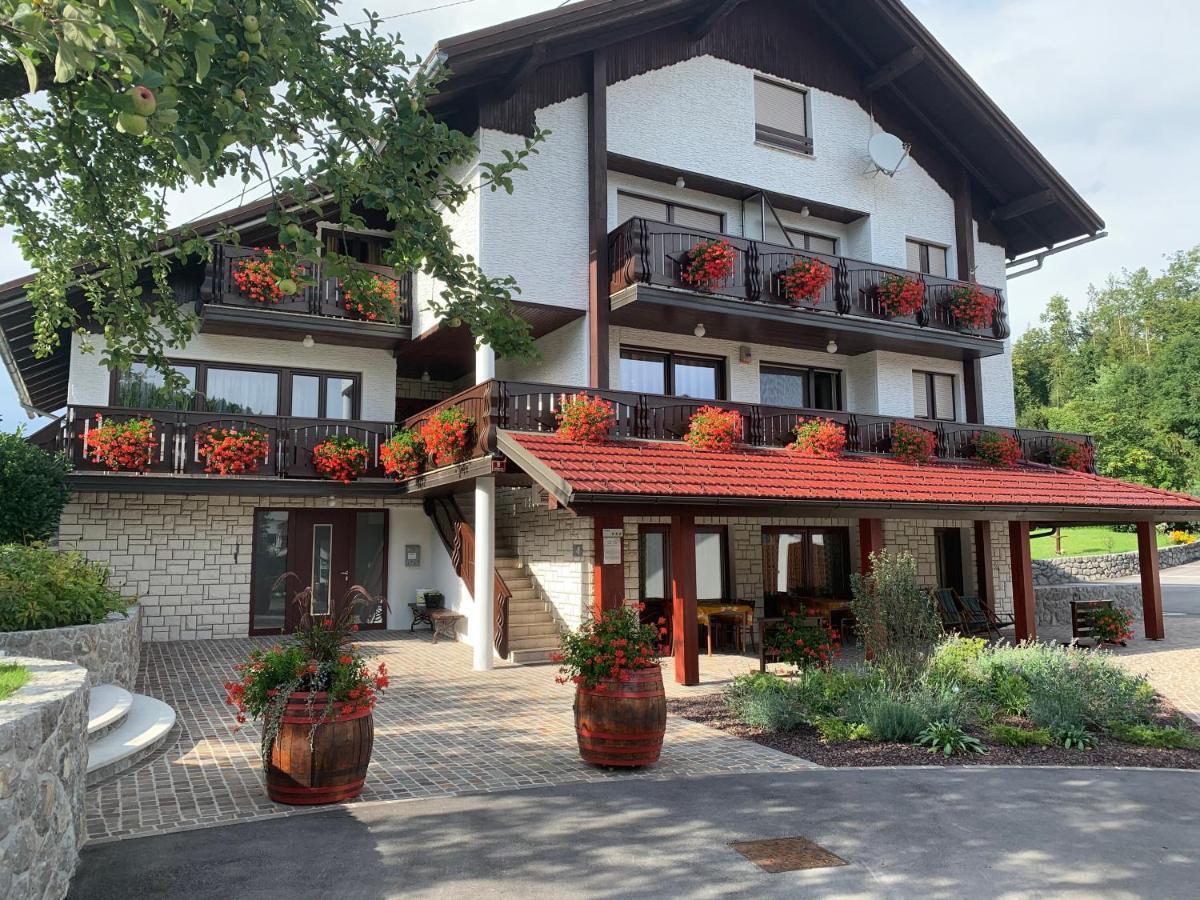 Zigon Bed & Breakfast Logatec Εξωτερικό φωτογραφία