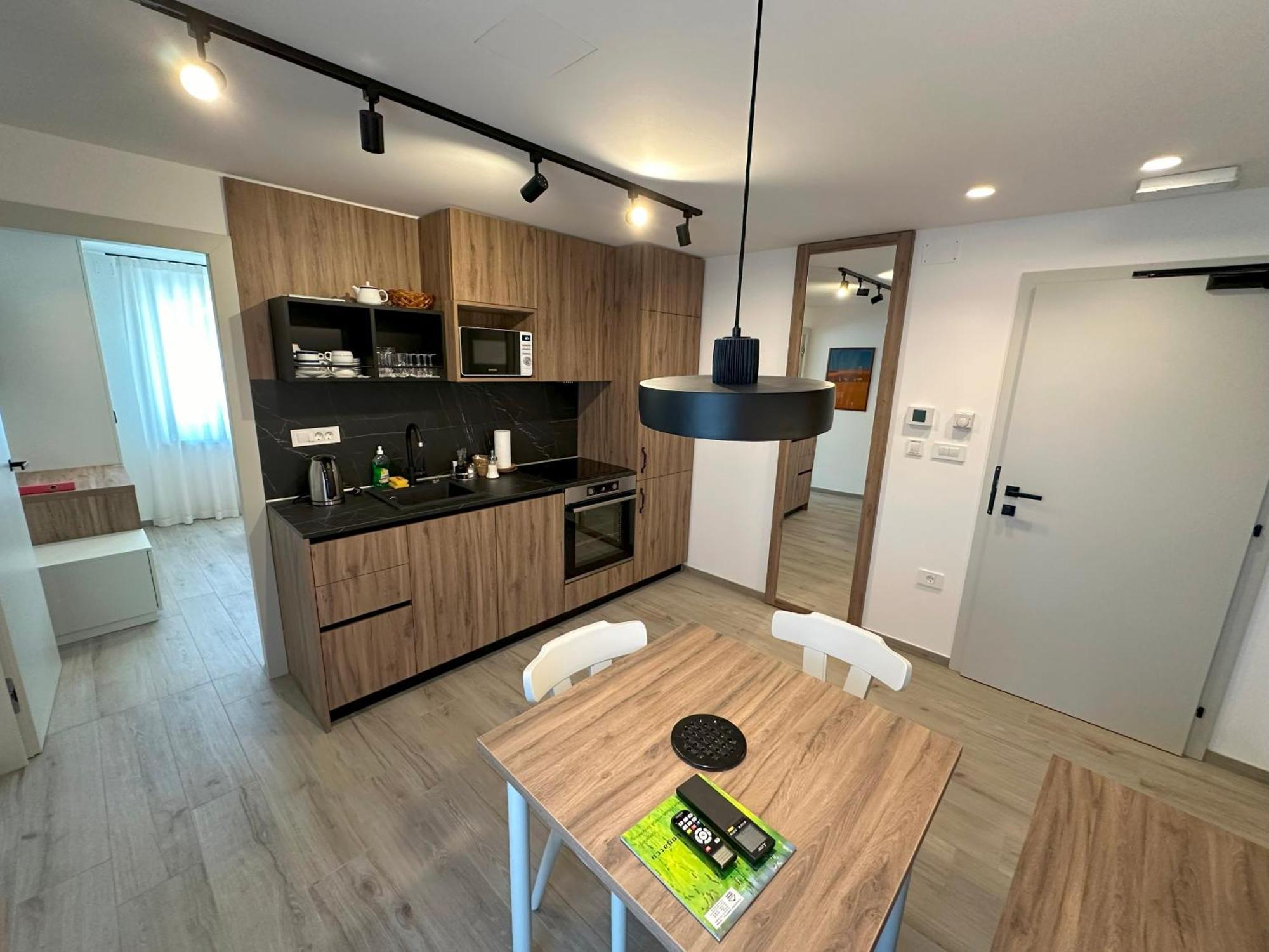 Zigon Bed & Breakfast Logatec Εξωτερικό φωτογραφία